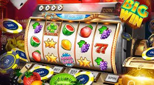 Focused reading of the app 500 Live Slots Guide on a dark minimal page